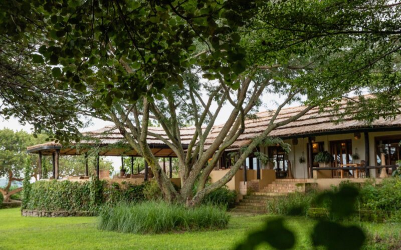 volcanoes safaris kyambura gorge lodge5